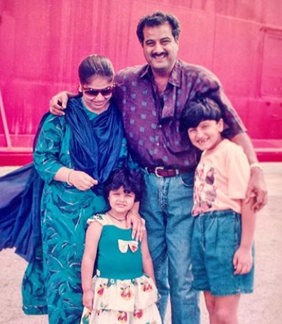 Anshula Kapoor Childhood Photo with Family