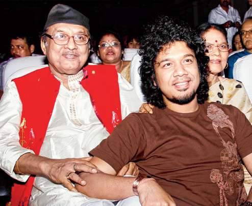Khagen Mahanta and Archana Mahanta with Papon