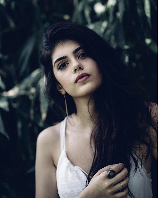 Sanjana Sanghi Wiki