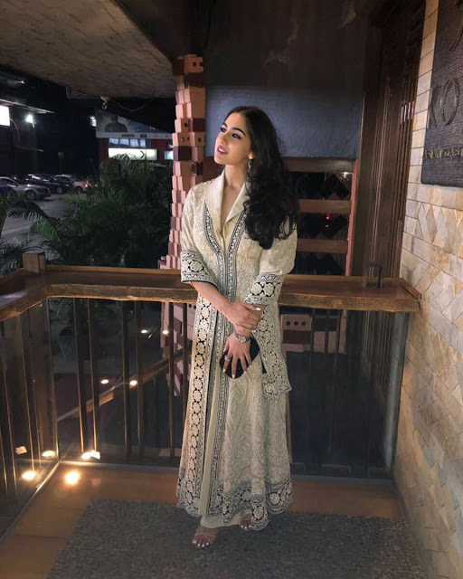 Sara Ali Khan Appearance