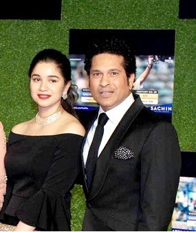 Sara with Father Sachin Tendulkar