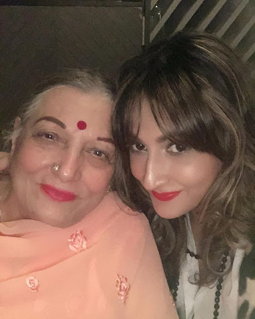 Urvashi Dholakia with her mother