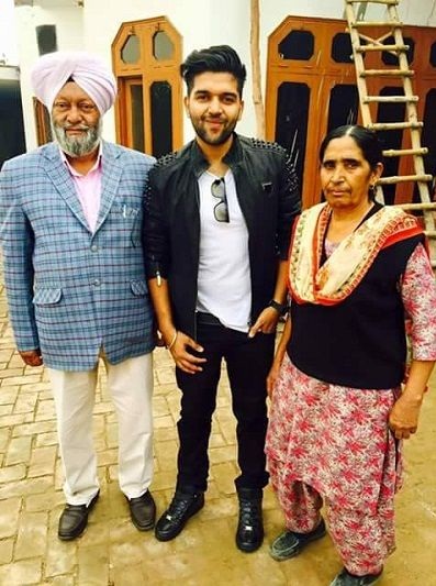 Guru Randhawa with his father and mother