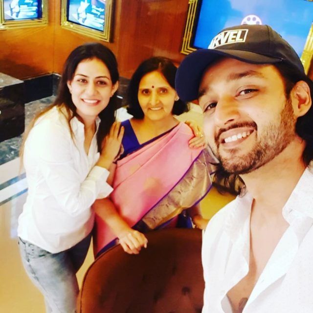 Saurabh Raj Jain with his mother and wife