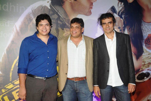 Imtiaz Ali with his brothers